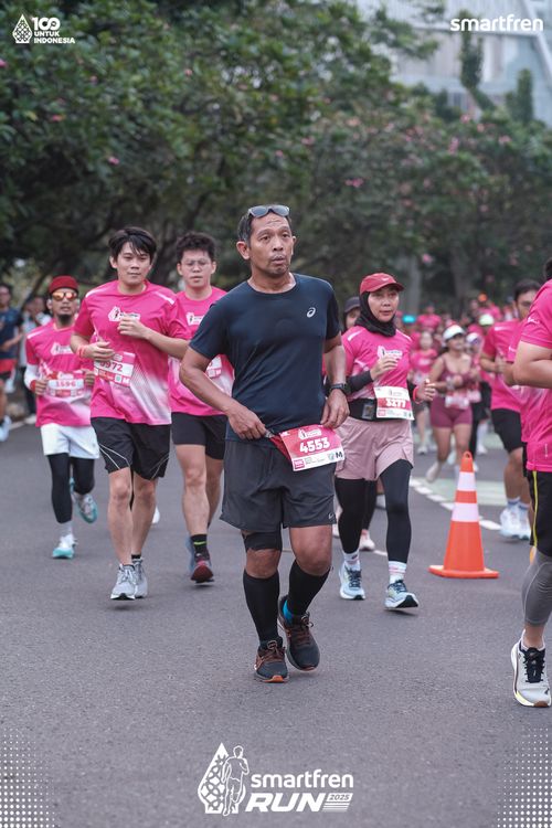 Race photo from Smartfren Run 2025 