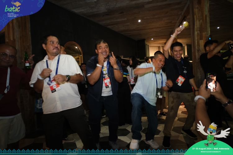 Race photo from Telin Batic 2024 Photo Search