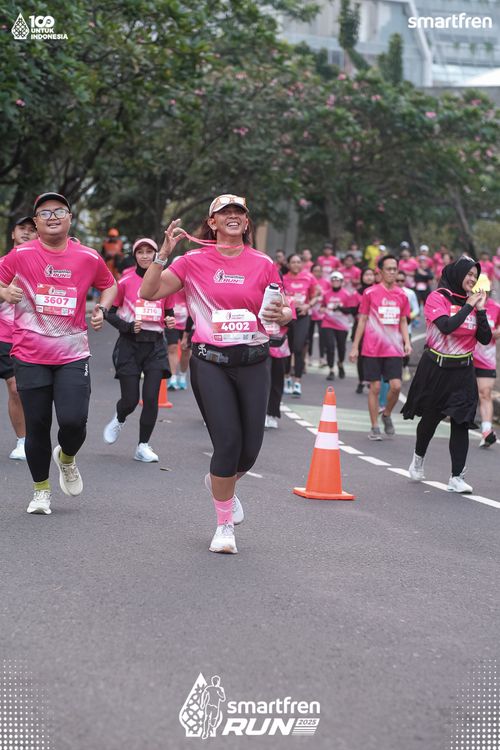 Race photo from Smartfren Run 2025 