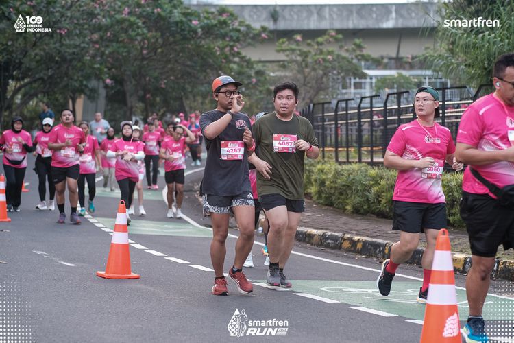 Race photo from Smartfren Run 2025 