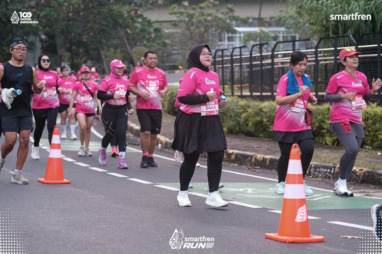 Race photo from Smartfren Run 2025 