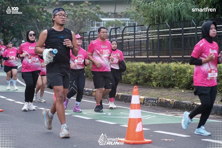 Race photo from Smartfren Run 2025 