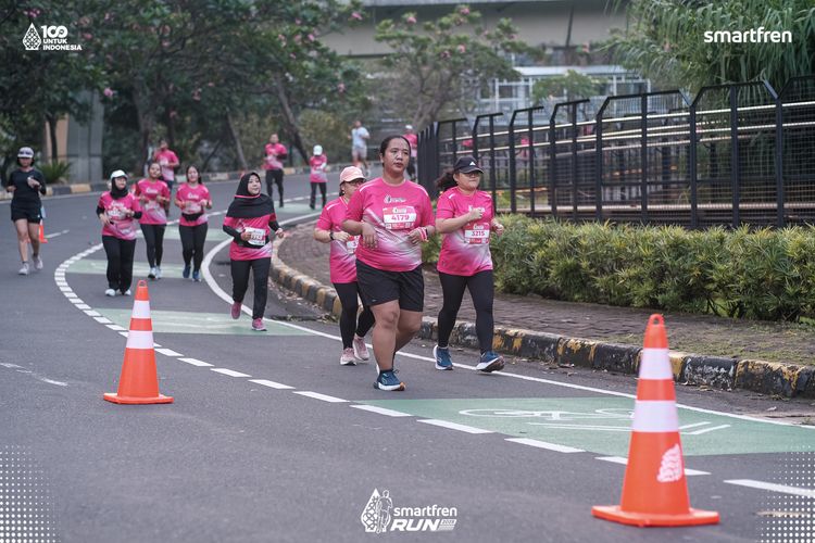 Race photo from Smartfren Run 2025 
