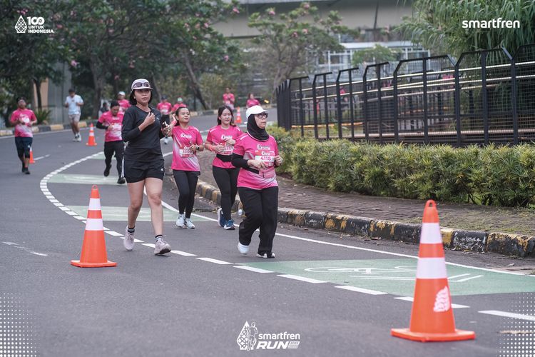 Race photo from Smartfren Run 2025 