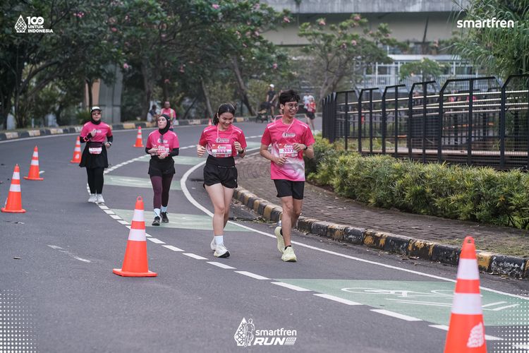 Race photo from Smartfren Run 2025 