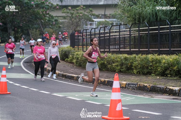 Race photo from Smartfren Run 2025 