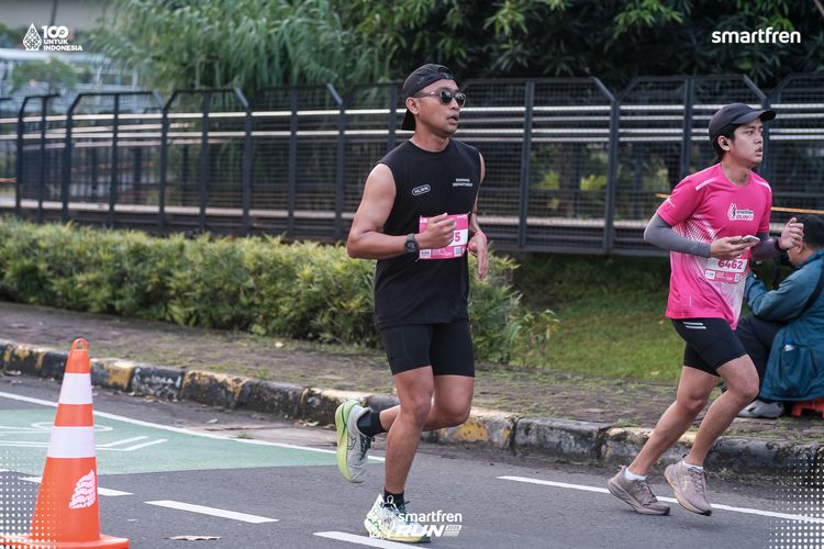 Race photo from Smartfren Run 2025 
