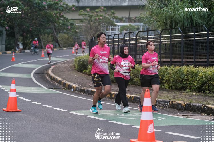 Race photo from Smartfren Run 2025 