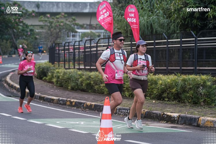 Race photo from Smartfren Run 2025 