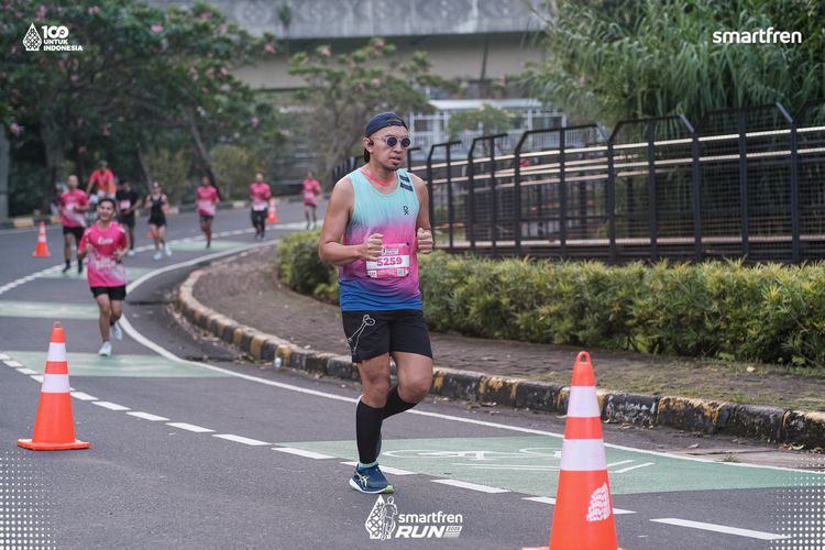 Race photo from Smartfren Run 2025 