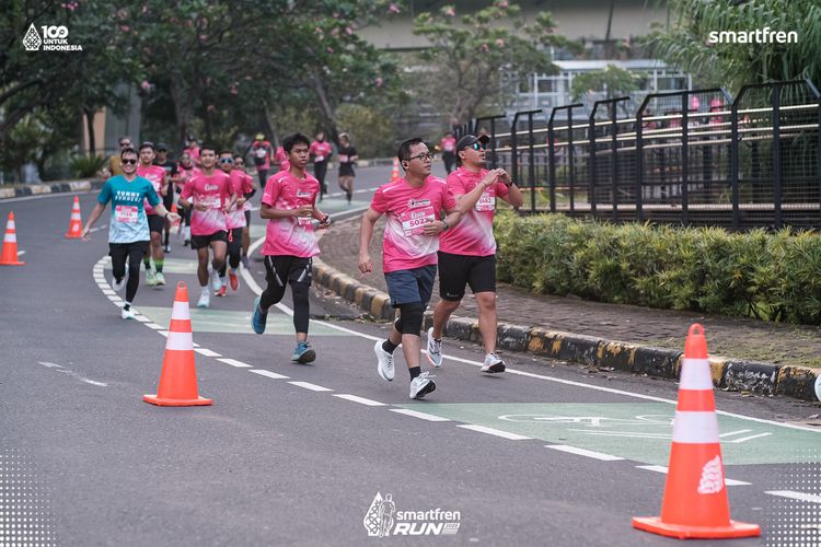 Race photo from Smartfren Run 2025 