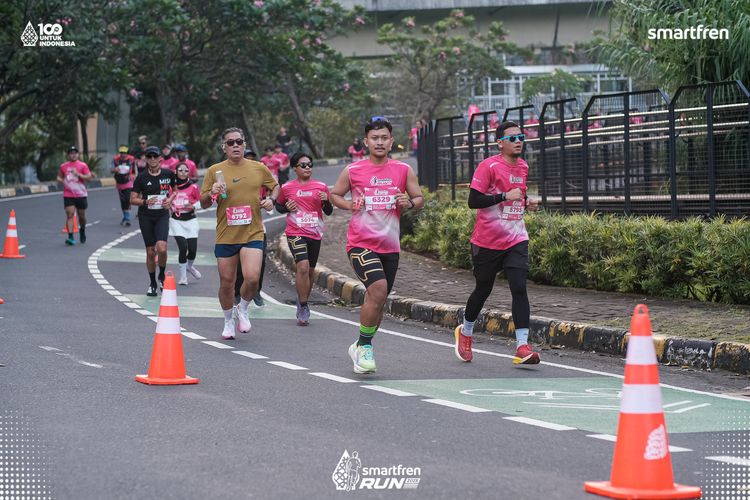 Race photo from Smartfren Run 2025 