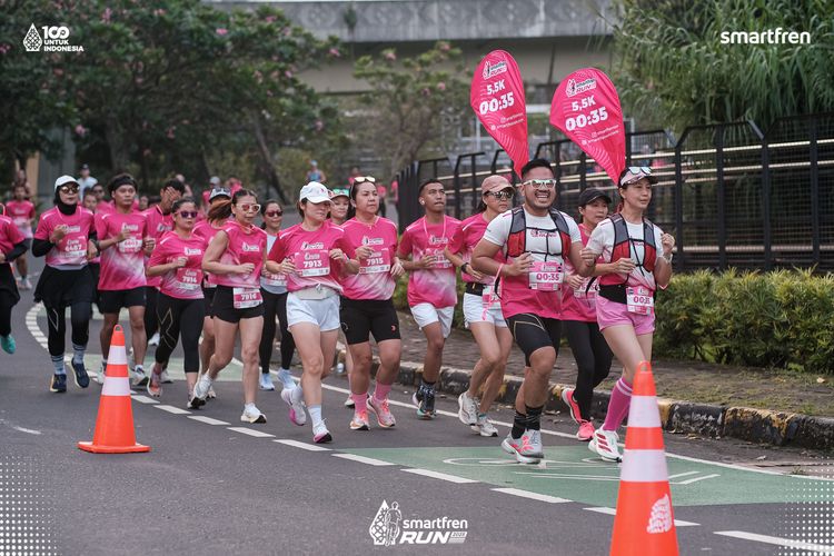 Race photo from Smartfren Run 2025 