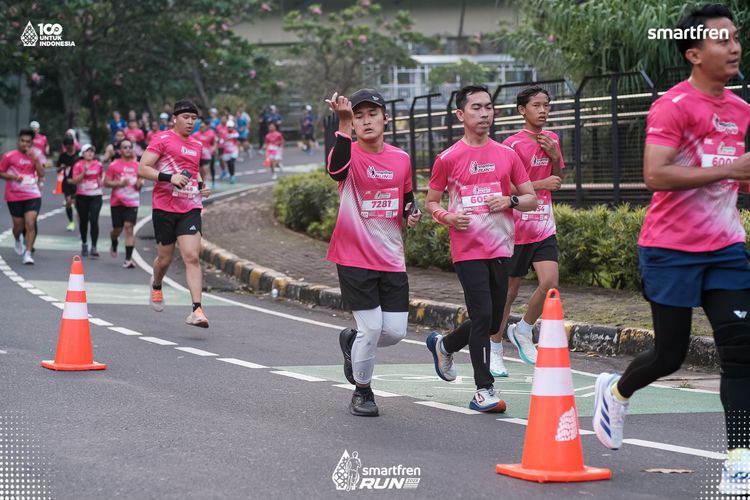 Race photo from Smartfren Run 2025 