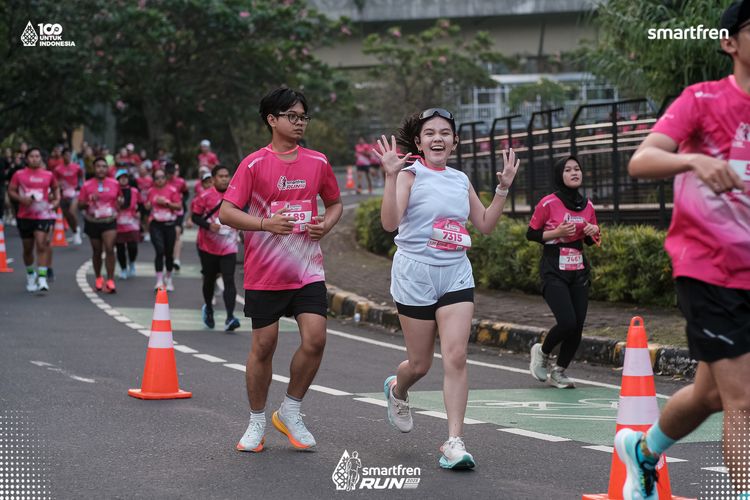 Race photo from Smartfren Run 2025 
