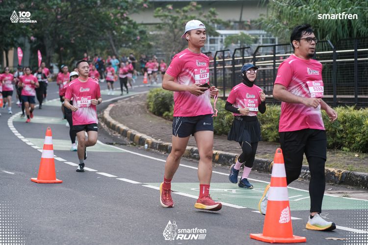Race photo from Smartfren Run 2025 