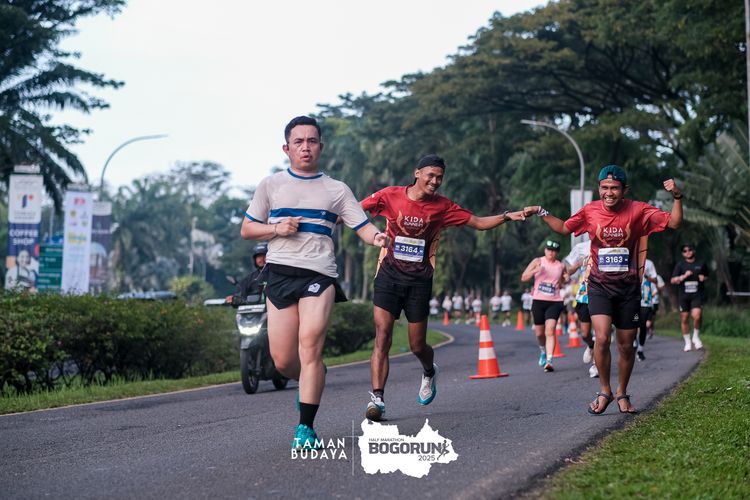 Race photo from Taman Budaya x BOGORUN 2025