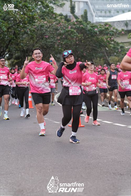 Race photo from Smartfren Run 2025 