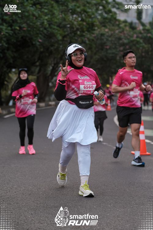 Race photo from Smartfren Run 2025 