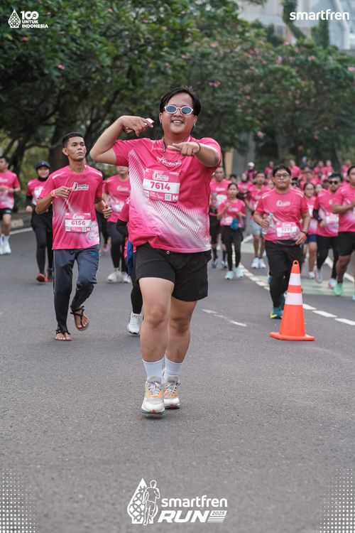 Race photo from Smartfren Run 2025 