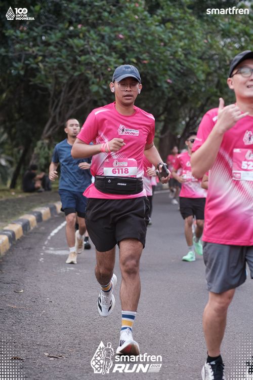 Race photo from Smartfren Run 2025 