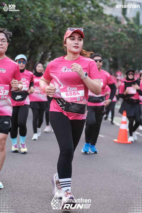 Race photo from Smartfren Run 2025 