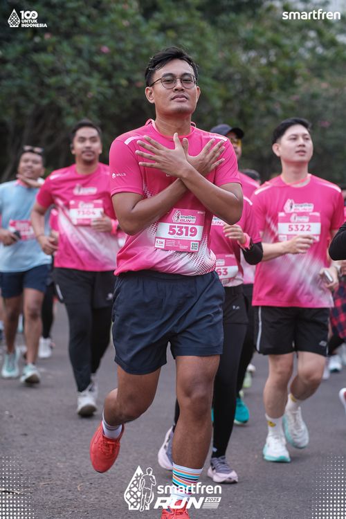 Race photo from Smartfren Run 2025 