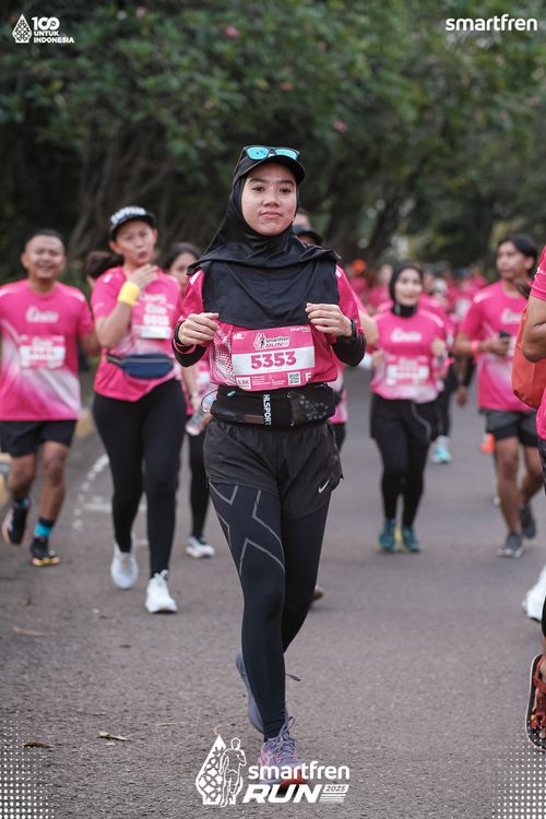 Race photo from Smartfren Run 2025 