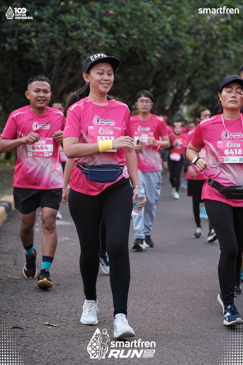 Race photo from Smartfren Run 2025 