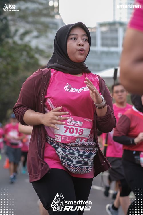 Race photo from Smartfren Run 2025 