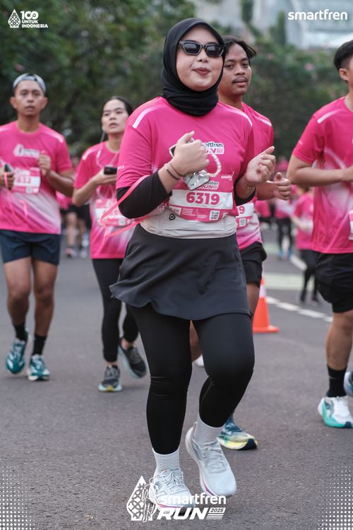 Race photo from Smartfren Run 2025 