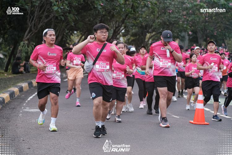 Race photo from Smartfren Run 2025 
