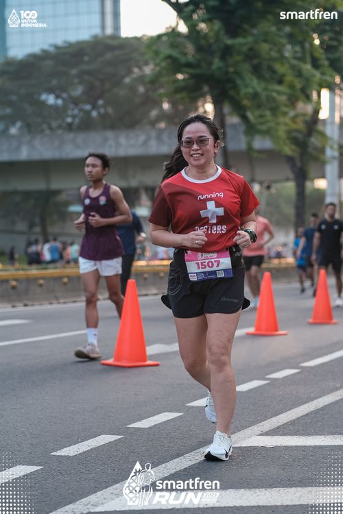 Race photo from Smartfren Run 2025 