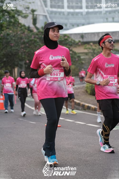Race photo from Smartfren Run 2025 