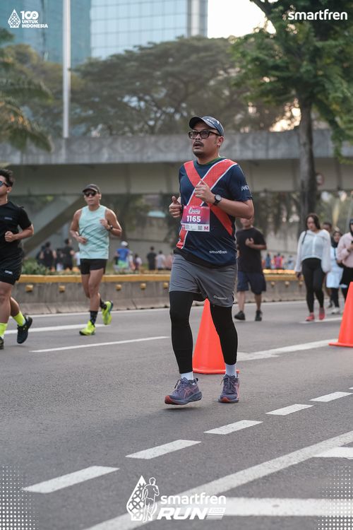 Race photo from Smartfren Run 2025 