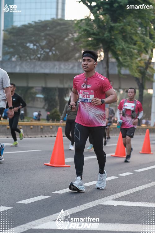 Race photo from Smartfren Run 2025 
