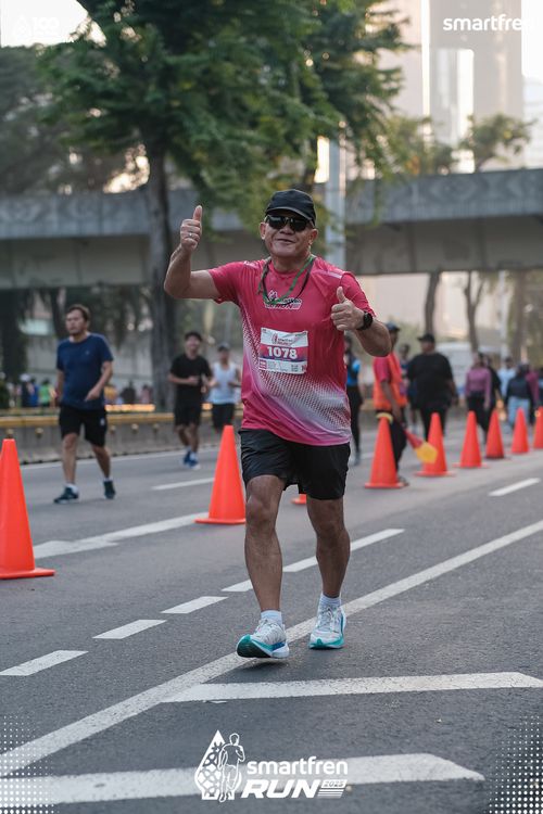 Race photo from Smartfren Run 2025 