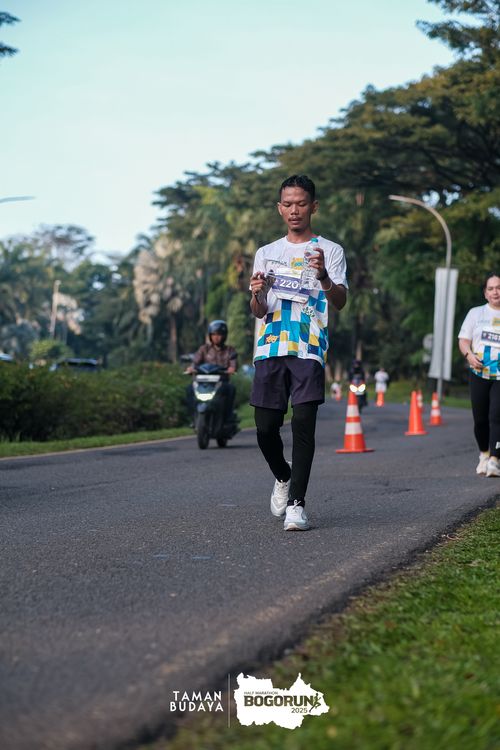 Race photo from Taman Budaya x BOGORUN 2025