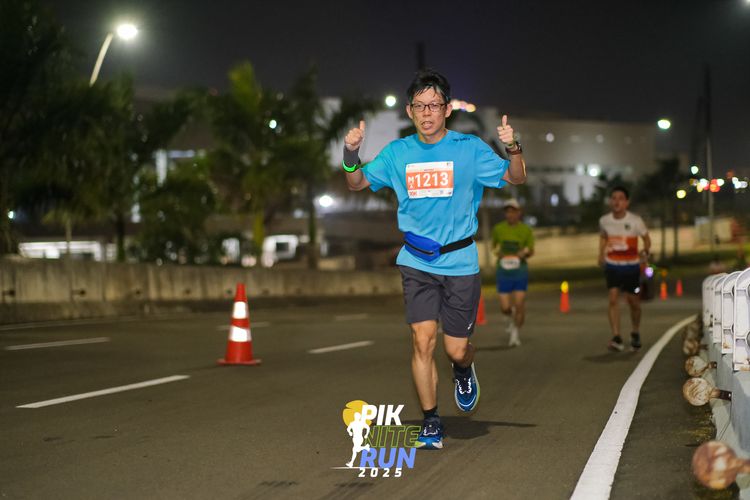 Race photo from PIK NITE RUN 2025