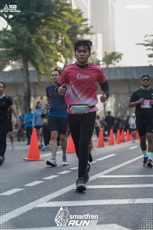 Race photo from Smartfren Run 2025 