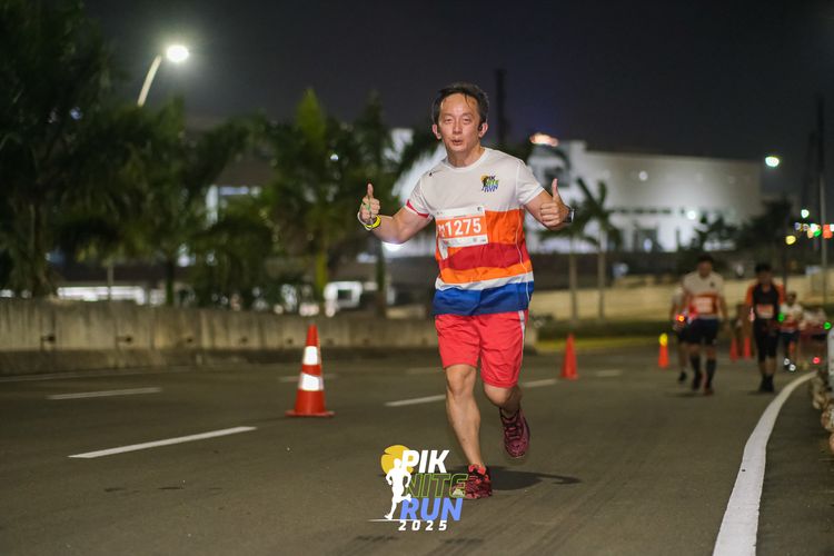 Race photo from PIK NITE RUN 2025