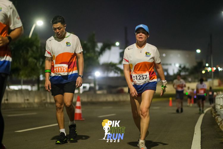 Race photo from PIK NITE RUN 2025