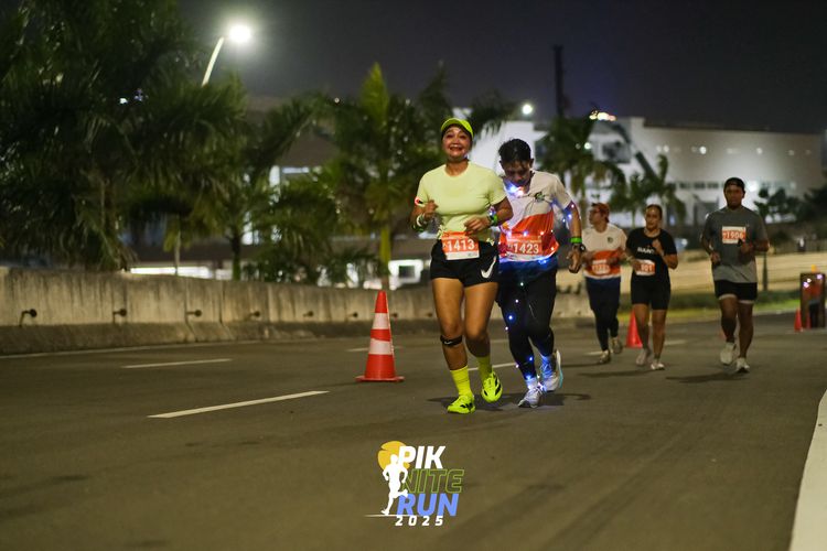 Race photo from PIK NITE RUN 2025