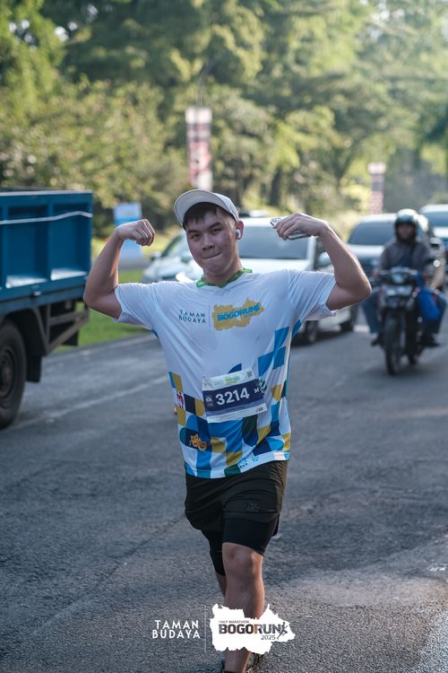 Race photo from Taman Budaya x BOGORUN 2025