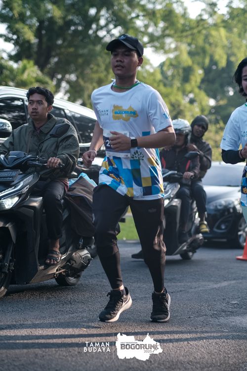 Race photo from Taman Budaya x BOGORUN 2025