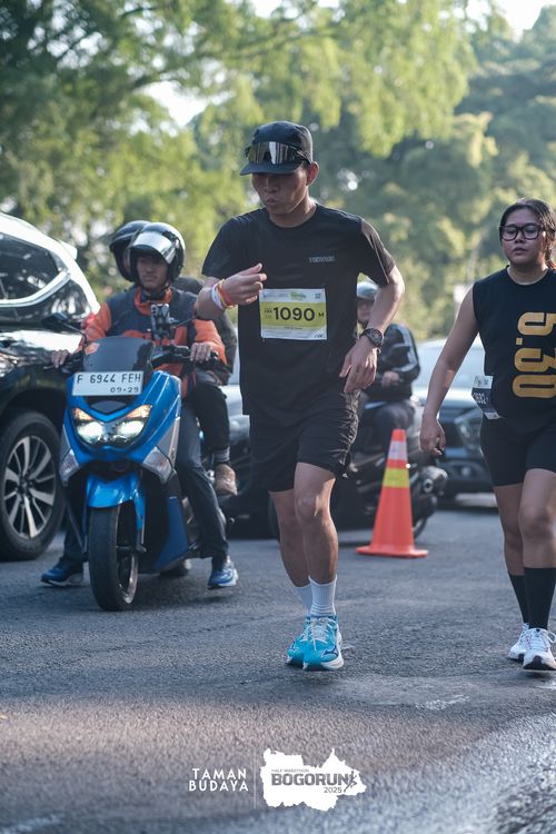 Race photo from Taman Budaya x BOGORUN 2025