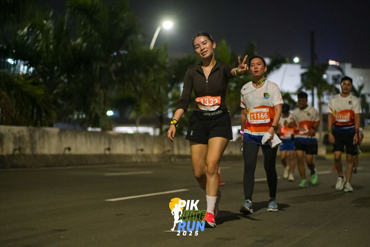 Race photo from PIK NITE RUN 2025