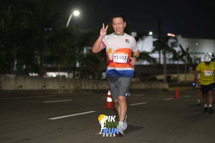Race photo from PIK NITE RUN 2025