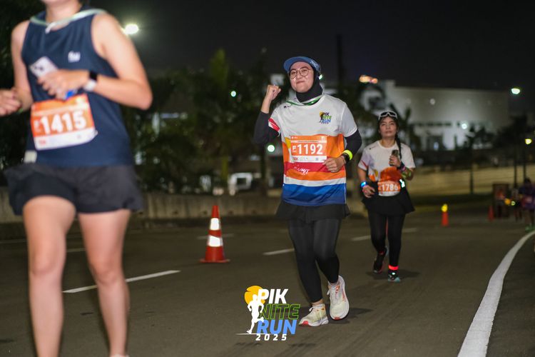 Race photo from PIK NITE RUN 2025