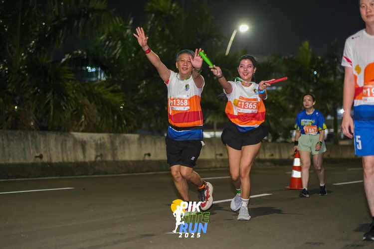 Race photo from PIK NITE RUN 2025